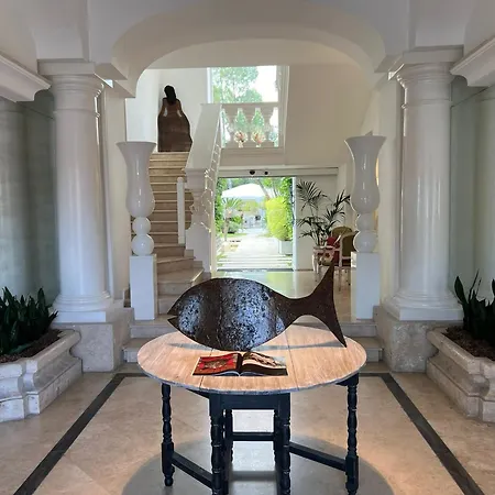 Relais Corte Degli Aragonesi 호텔 4*