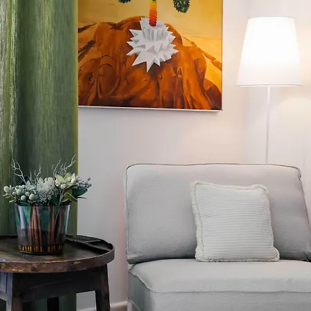 Relais Corte Degli Aragonesi 호텔 4*