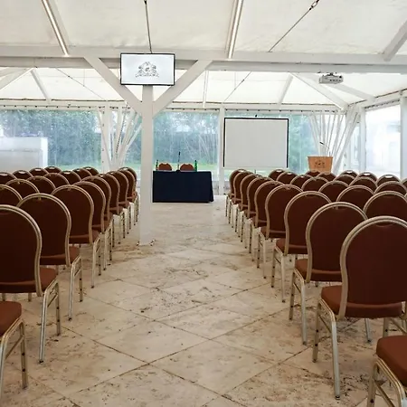 Relais Corte Degli Aragonesi 4*