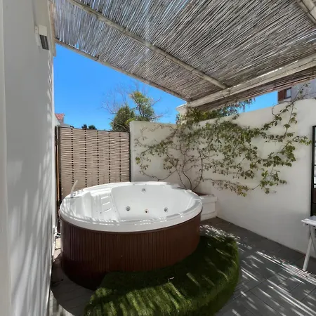 Hotel Relais Corte Degli Aragonesi 4*