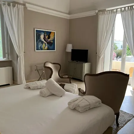 Relais Corte Degli Aragonesi מלון 4*