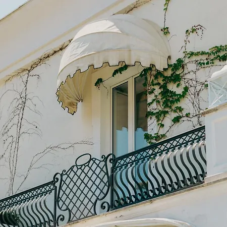 Relais Corte Degli Aragonesi Hotel