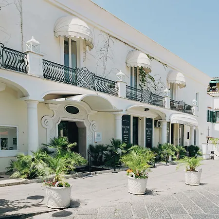 Relais Corte Degli Aragonesi Hotel 4*