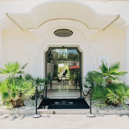 Relais Corte Degli Aragonesi איסקיה